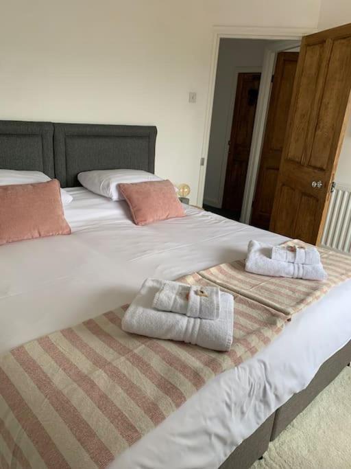 Вилла Mountain Views In The Heart Of Brecon Town Экстерьер фото
