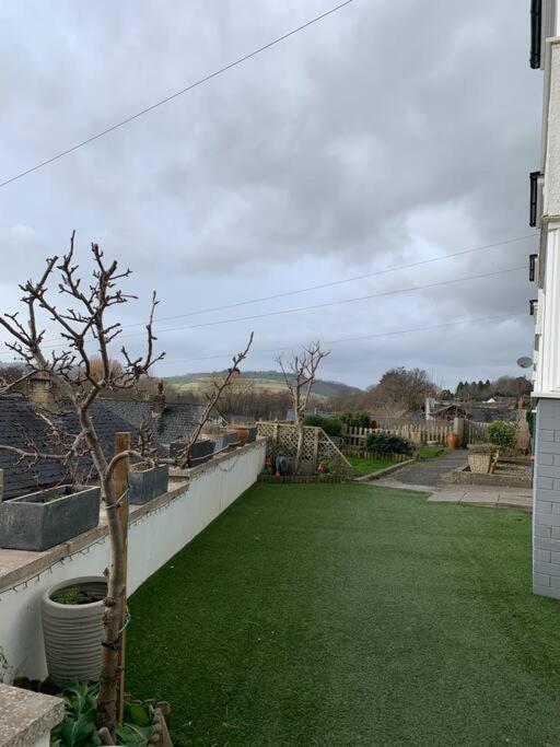 Вилла Mountain Views In The Heart Of Brecon Town Экстерьер фото